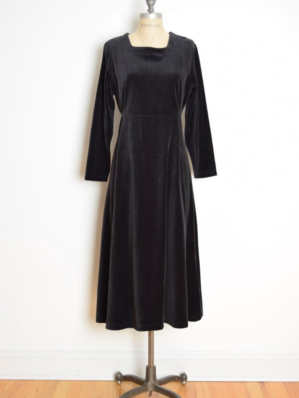vintage 90s dress LL Bean black velvet knit babydoll midi grunge goth M L